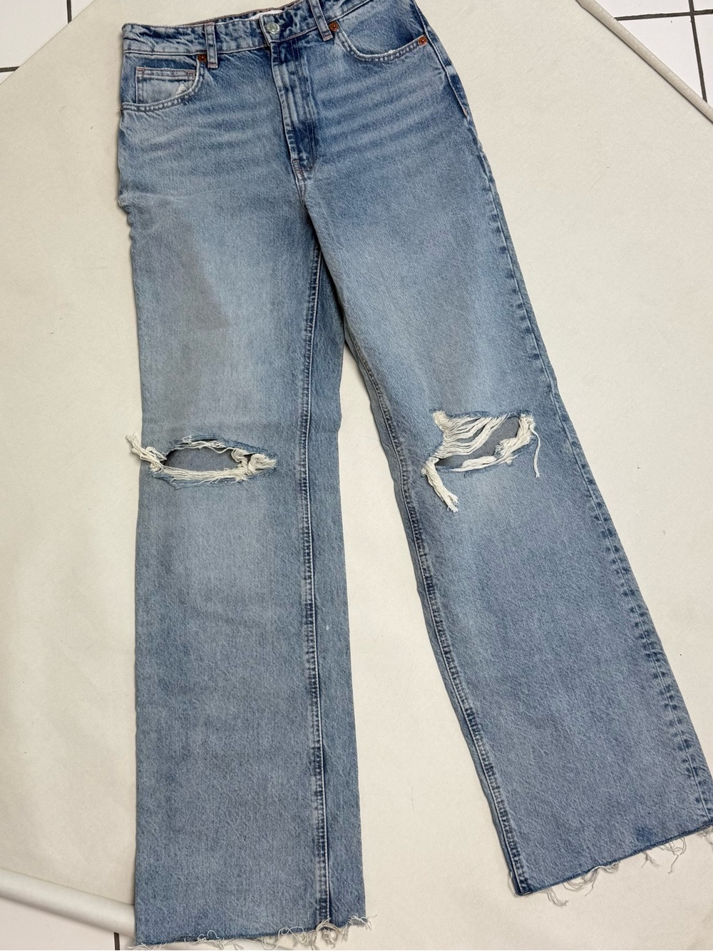 ZARA Light Blue Distressed Wide-Leg Jeans NWOT - Picture 8 of 10